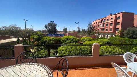 Garden, View (from property/room), Balcony/Terrace