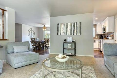 Tranquility Base - Family Fun Modern Farm House House in Dalton Gardens