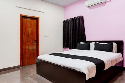 Vibrant pleasant stay Vacation rental in Chennai
