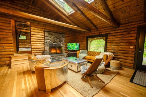 Woodchuck Sanctuary Chalet in Hudson Valley