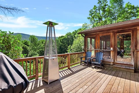 Patio, Spring, Day, Natural landscape, View (from property/room), Balcony/Terrace, Mountain view