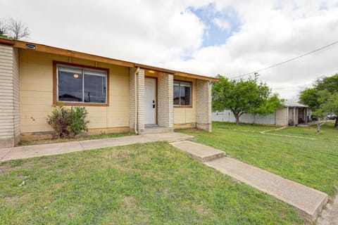 Charming Killeen Apartment 3 Mi to Fort Cavazos! Apartment in Killeen