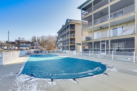 Camdenton Condo with Furnished Balcony and Lake View Apartment in Lake of the Ozarks