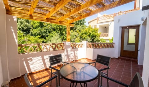 Balcony/Terrace, Seating area, Dining area