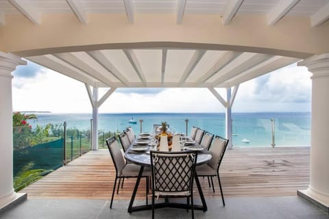 Patio, View (from property/room), Dining area, Sea view