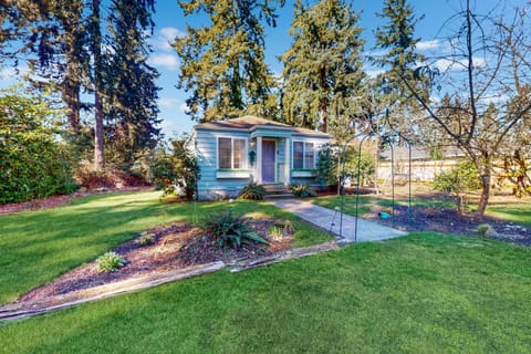 Evergreen Hideaway House in Federal Way