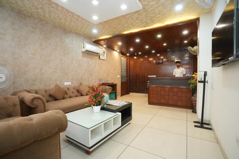 Hotel A R Residency Hotel in New Delhi