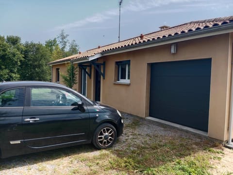 MAISON 9 COUCHAGES AVEC PISCINE House in Soustons