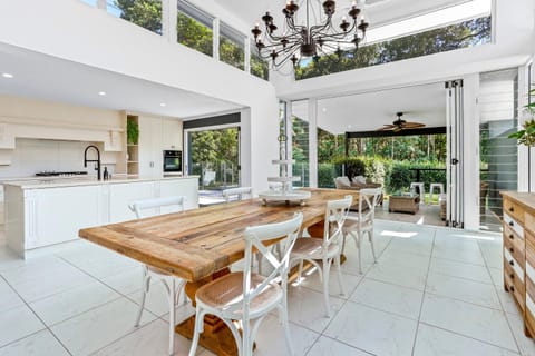 Quiet Family Holiday, Noosa Heads House in Noosa Heads