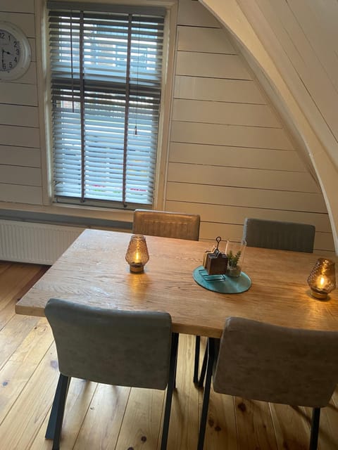 Cosy apartment at the lake in Volendam Condo in Volendam