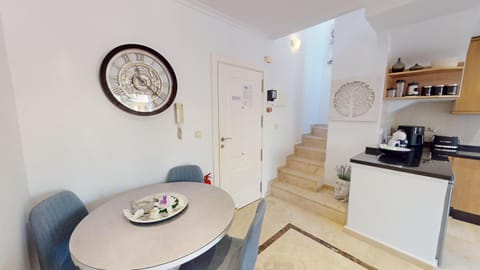 Holidoo Beach Haven Condo in Los Alcázares