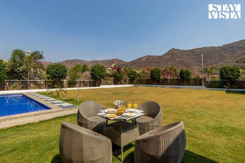 StayVista's Bella Dream - Mountain-View Villa with Outdoor Pool, Lawn featuring a Gazebo & Indoor Games Chalet in Gujarat