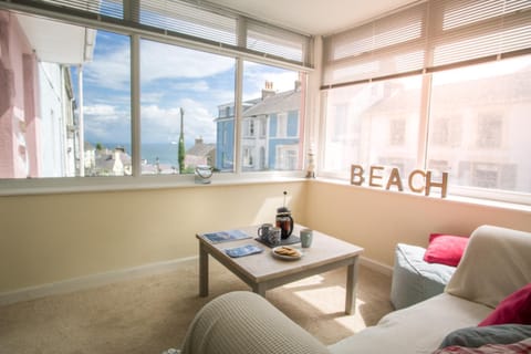 View (from property/room), Living room, Seating area, Sea view