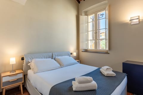 Property building, Living room, Bedroom