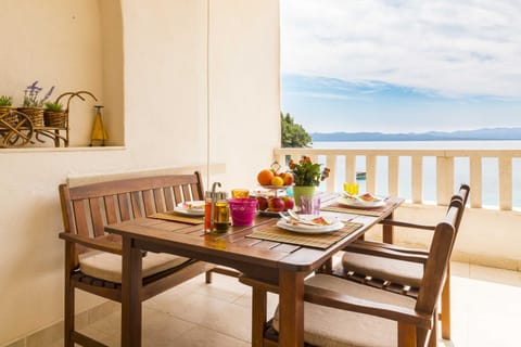 Balcony/Terrace, Seating area, Sea view