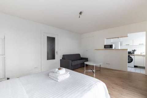 Baudin/Levallois : Charming Studio 4P Apartamento in Levallois-Perret
