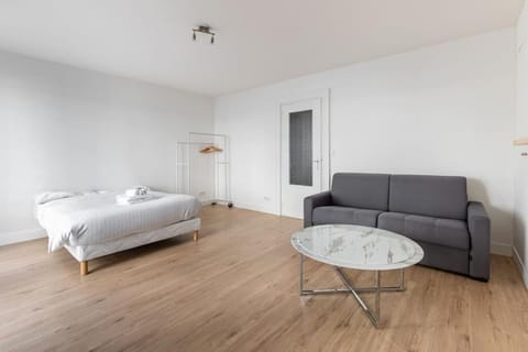 Baudin/Levallois : Charming Studio 4P Apartamento in Levallois-Perret