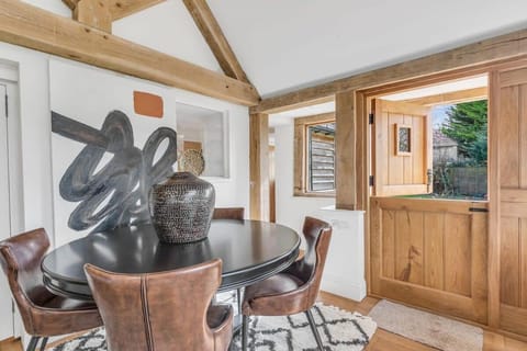 Honeysuckle Cottage - Hot Tub Packages Available House in Chipping Campden