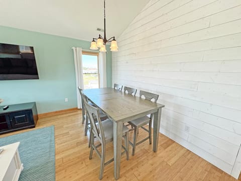 KD300- Saltwater Cottage House in Kill Devil Hills