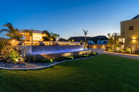 Night, Garden view, Pool view, Swimming pool