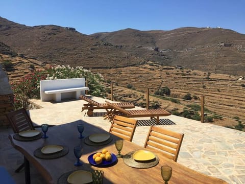 SOFITHEA Suite House in Kea-Kythnos