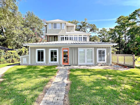 Property building, Garden