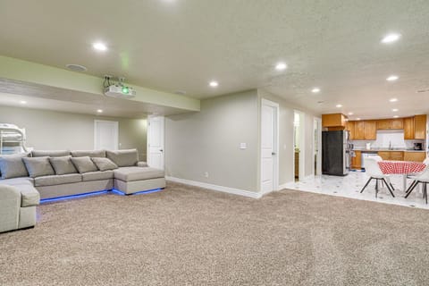 Cozy Basement Unit with Home Theater in South Jordan Condo in South Jordan