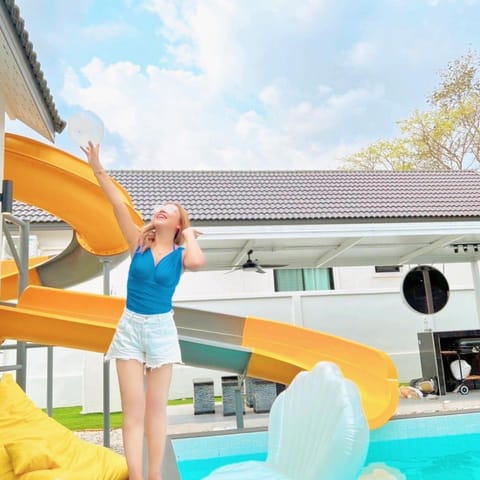 BreezyS Pool Villa Chalet in Pattaya City