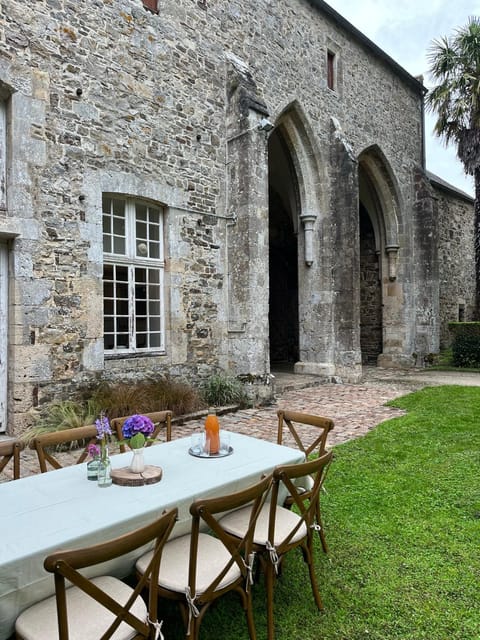 ABBAYE DE BLANCHELANDE Bed and Breakfast in Normandy