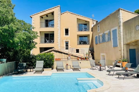 Property building, Facade/entrance, Pool view, Swimming pool