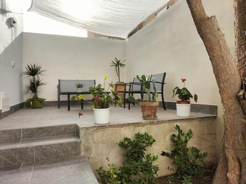 Patio, Balcony/Terrace