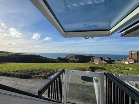 Excalibur 3 Bed sleeps 7 Apartment in Tintagel