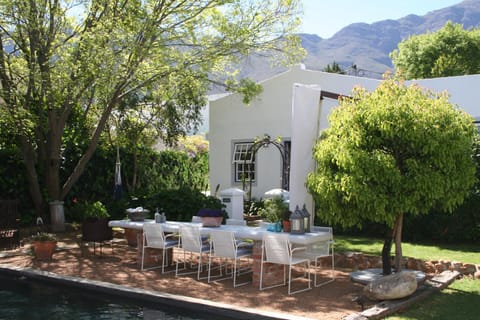 The Cottage on 55 Bed and Breakfast in Franschhoek