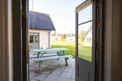 Patio, View (from property/room), Balcony/Terrace