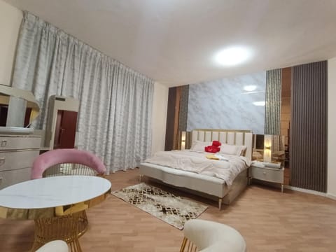 شقة فخمة وواسعة غرفتين luxury and big 2BR Condo in Ajman