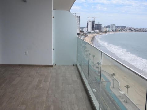 View (from property/room), Balcony/Terrace, Beach, Sea view