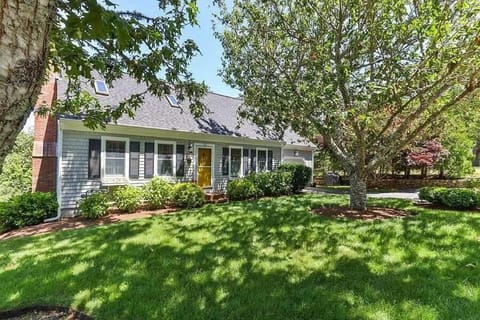 Charming Chatham Abode with Sunroom House in Harwich