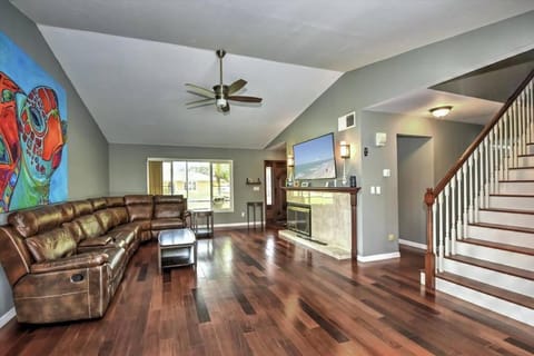 Cape Coral Paradise 4 BD 12sleeps, W/heated pool House in Cape Coral