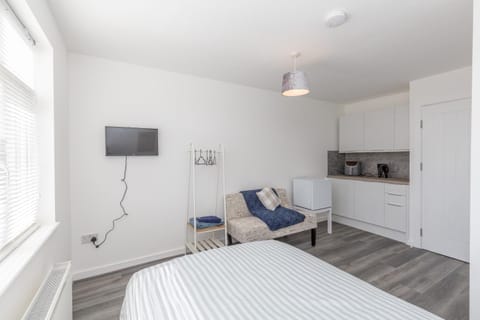 20 Leys Road rooms 1 - 4 Bed and Breakfast in Wellingborough