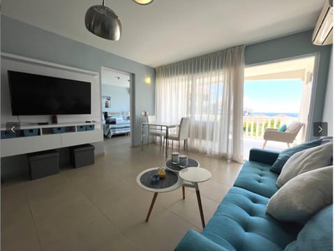 TV and multimedia, Living room, Seating area, Dining area, Beach, Evening entertainment, Sea view, Sunset