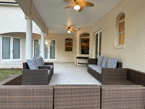 Orlando 20 Guests Centrally Located with Game Room Villa in Windermere