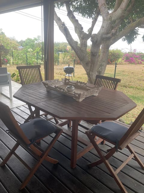 Dining area, Garden view