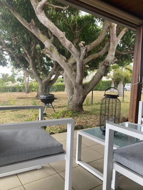 Seating area, Garden view