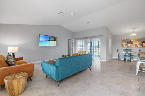 The Cape Escape Pet-Friendly Sleeps 7 House in Cape Coral