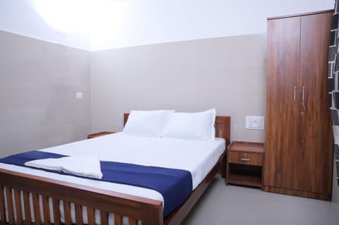 Asian Nest Serviced Apartments Bed and Breakfast in Kochi
