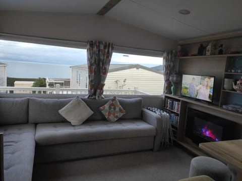 Living room, Sea view