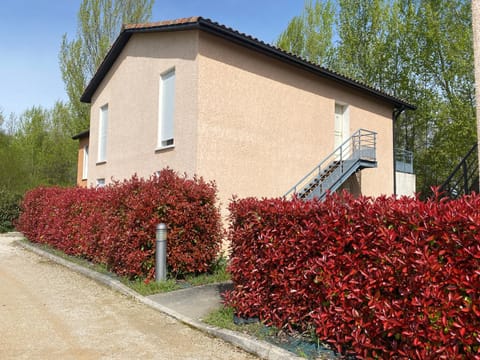 Property building, Spring, Day