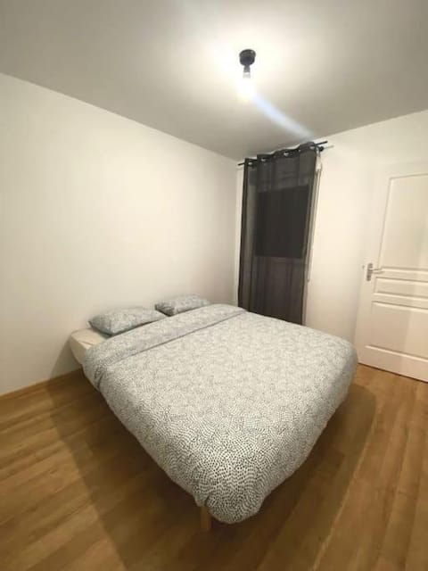 Charmant T2 calme proche frontière Suisse Apartment in Saint-Julien-en-Genevois