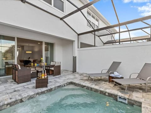 Your Next IG Post: Luxury Modern Home Close to All Villa in Four Corners