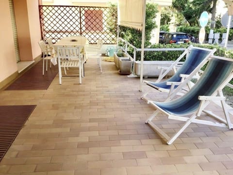 Gemütliche Ferienwohnung in Roseto Degli Abruzzi mit Privatem Garten Apartment in Roseto degli Abruzzi